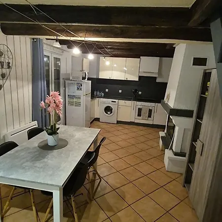 Daire Charmante Maison Pres Des Bords De La Loire